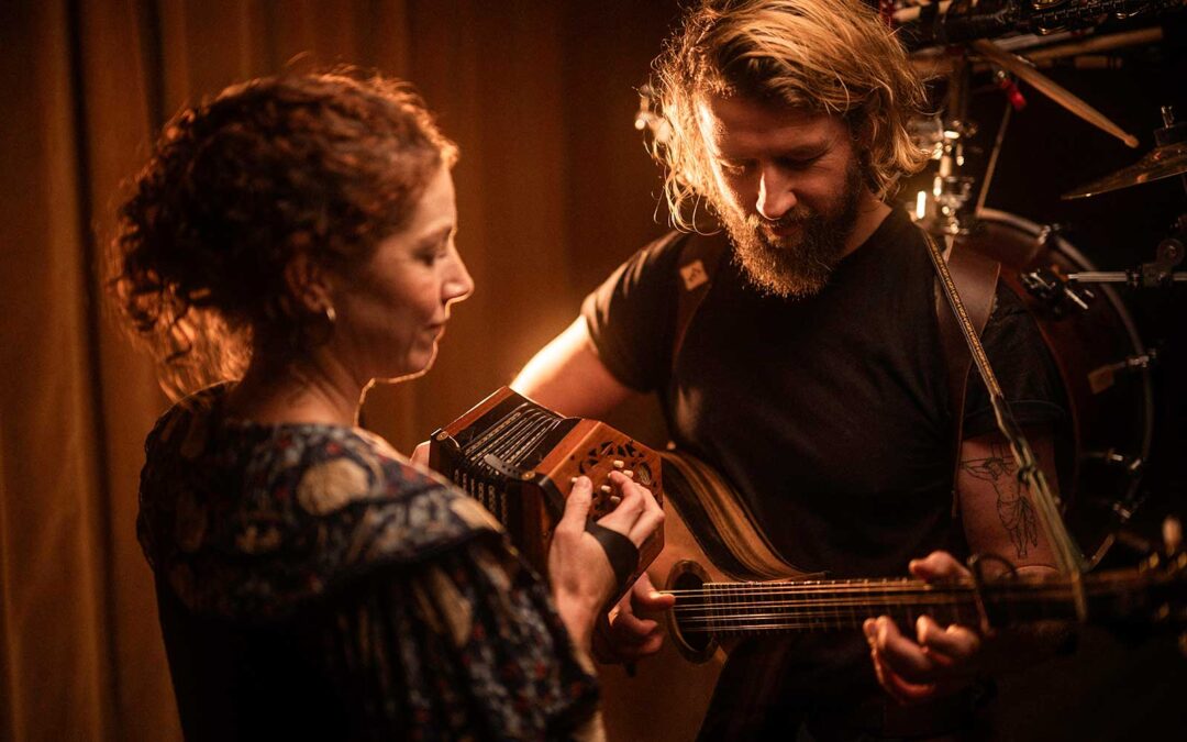 Harbottle & Jonas – Full Band